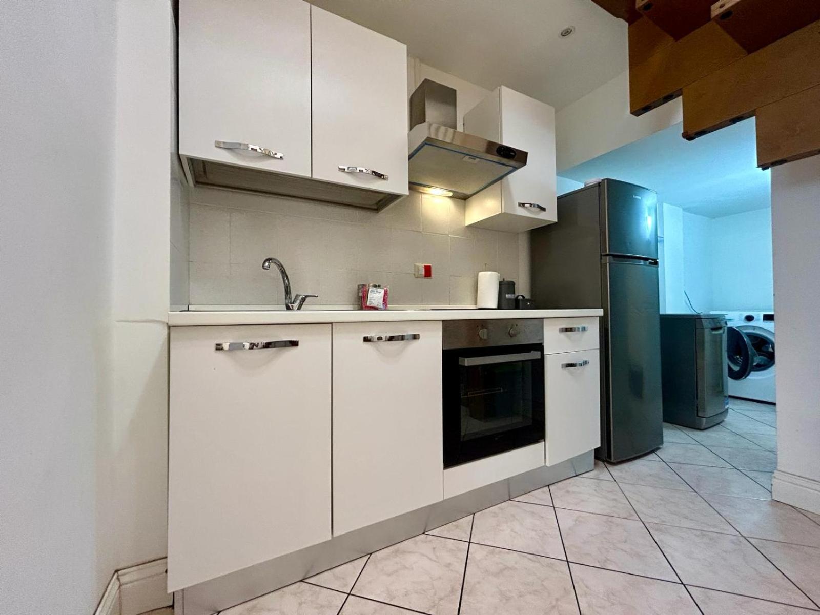 Apartamento Kibilu - Via Tolmezzo - Ospedale San Raffaele - Stazione Di Lambrate Milán Exterior foto